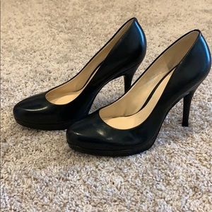 Nine West blk platform 7 heel